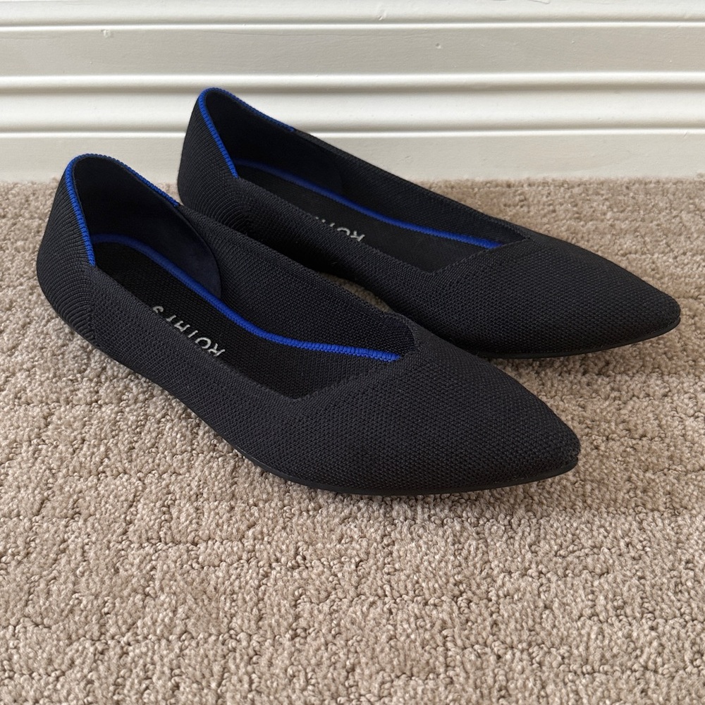 Rothy's Black Pointed Knit Flats with Blue Trim